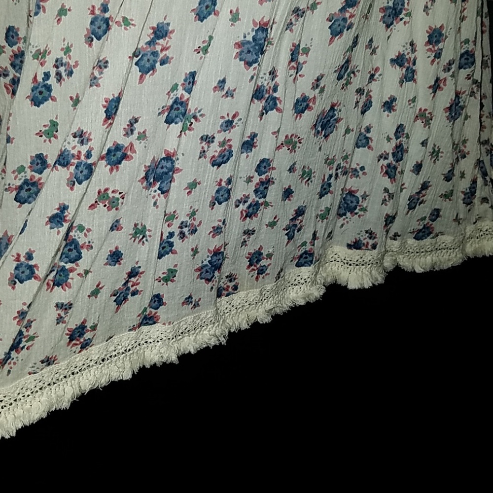 Decree blouse - Picture 4 of 4
